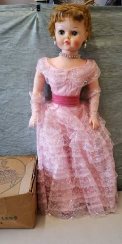 St Charles St Louis Auction vintage doll
