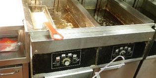 Auction St Louis restaurant equipment fryers 315x157 1