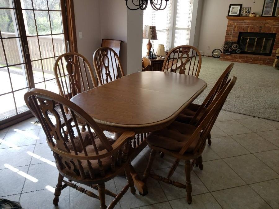 Oak Table Table And Chair Set