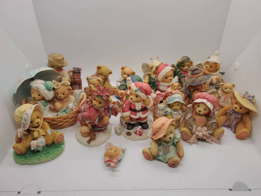 20 Assorted Cherished Teddies Figurines