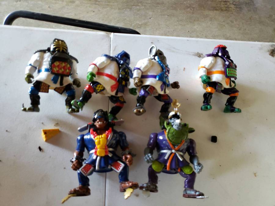 Vintage Teenage Mutant Ninga Turtles set