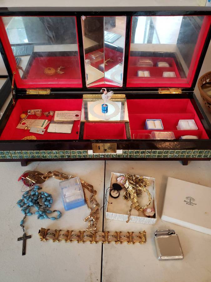 Vintage Jewelry Box And Jewelry