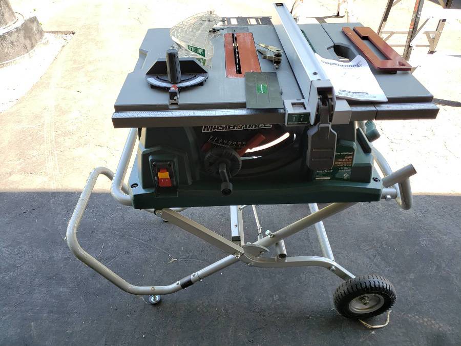 Masterforce 15A 10 Inch Jobsite Table