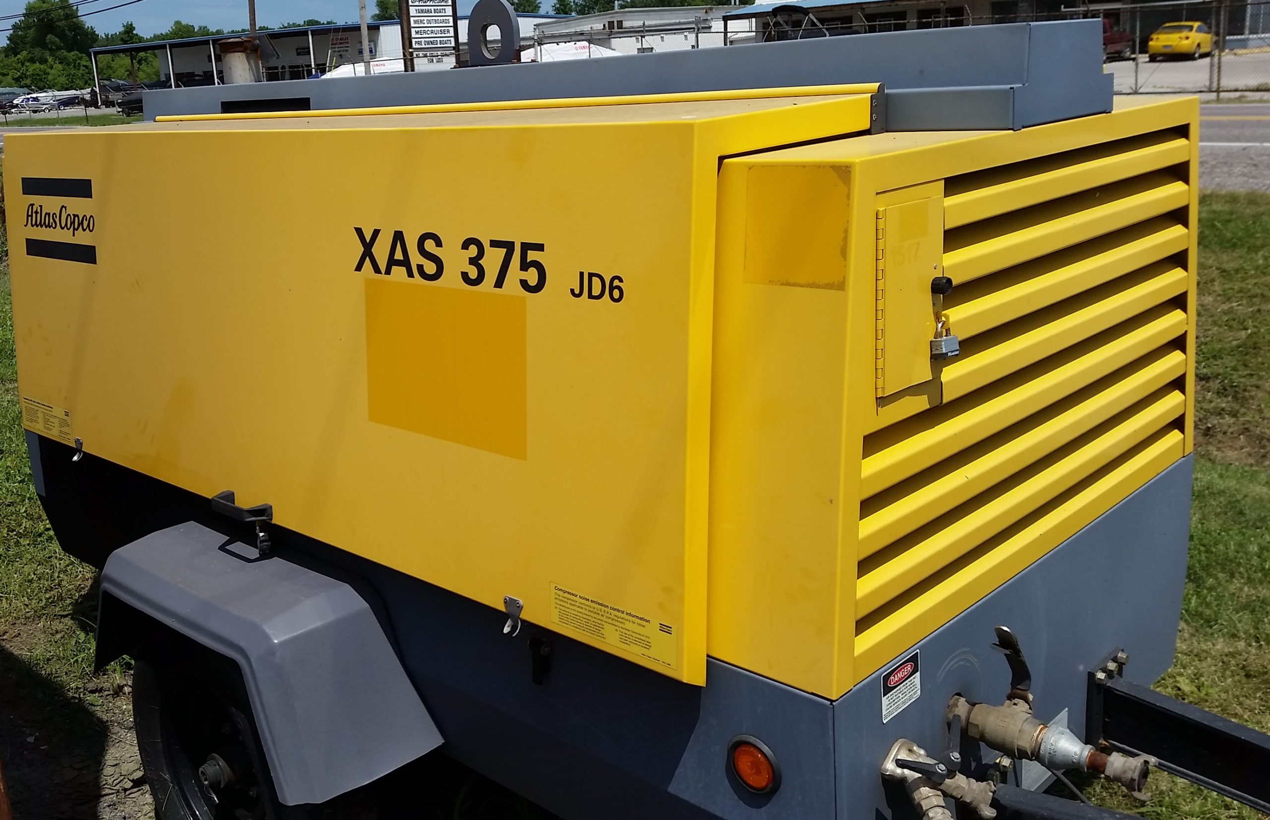 Business-Liquidation-Auction-Industrial-Compressor-scaled